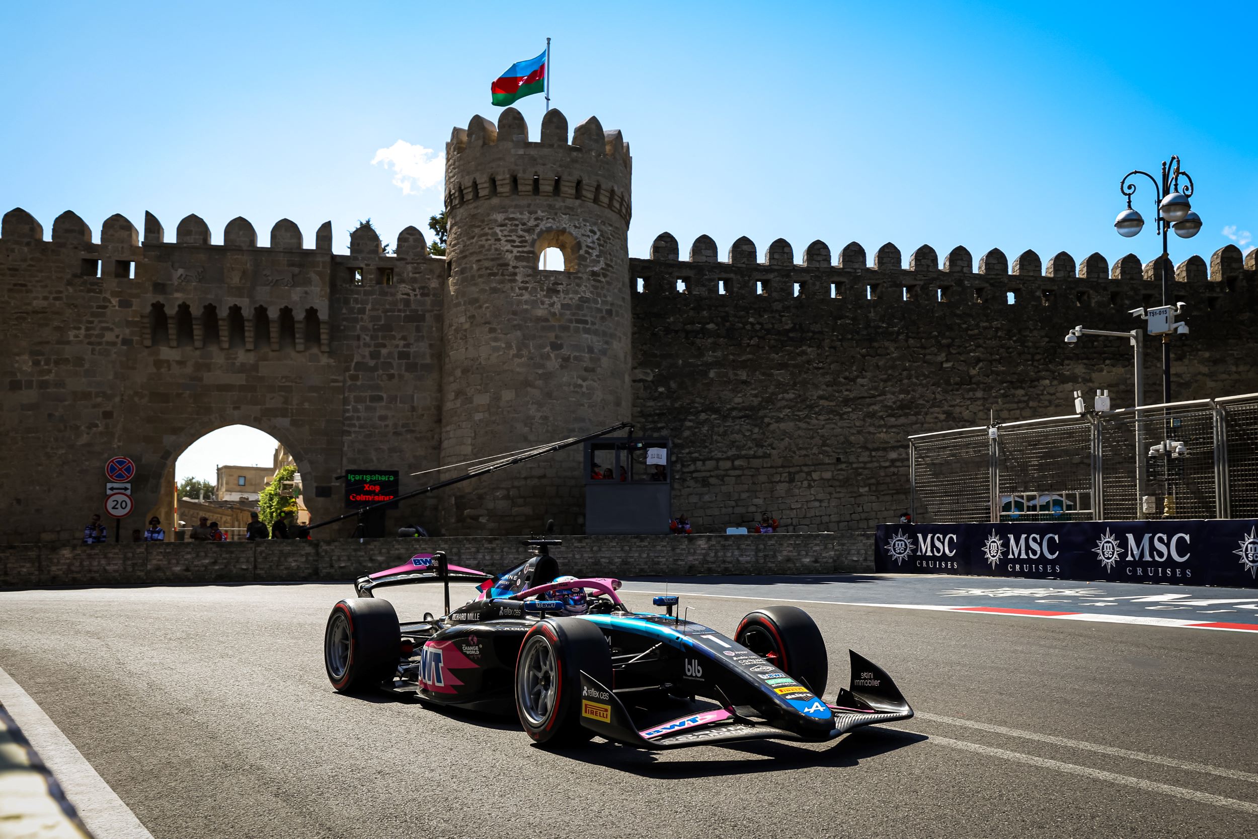 Martins s’offre un nouveau podium en F2, Naël sa première victoire en FRECA